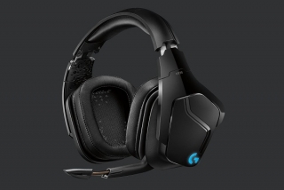 Logitech náhlavní herní souprava G935 7.1 DTS, Surround lightsync/drátové/bezdrátové - černé